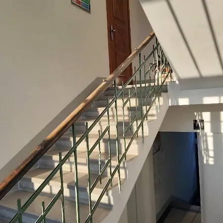 Jesenna 8